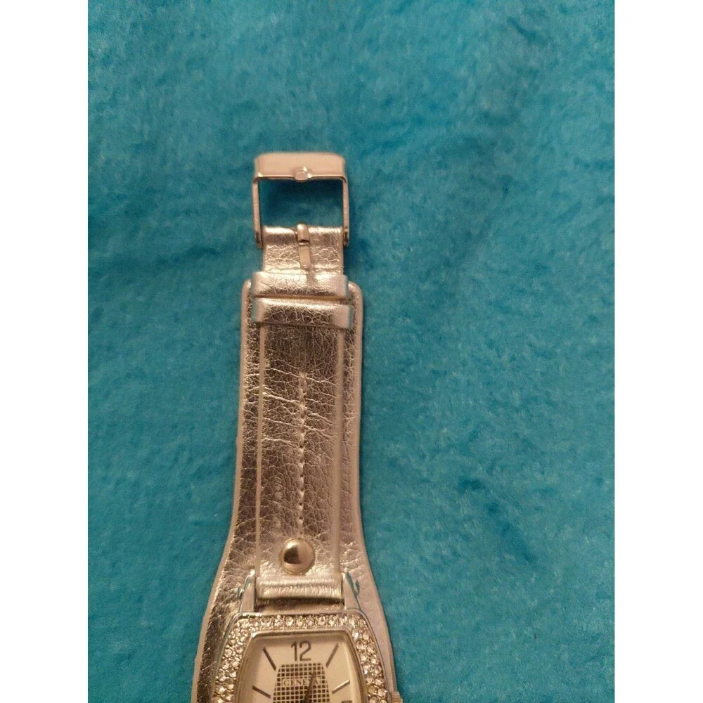 Geneva new metallic
